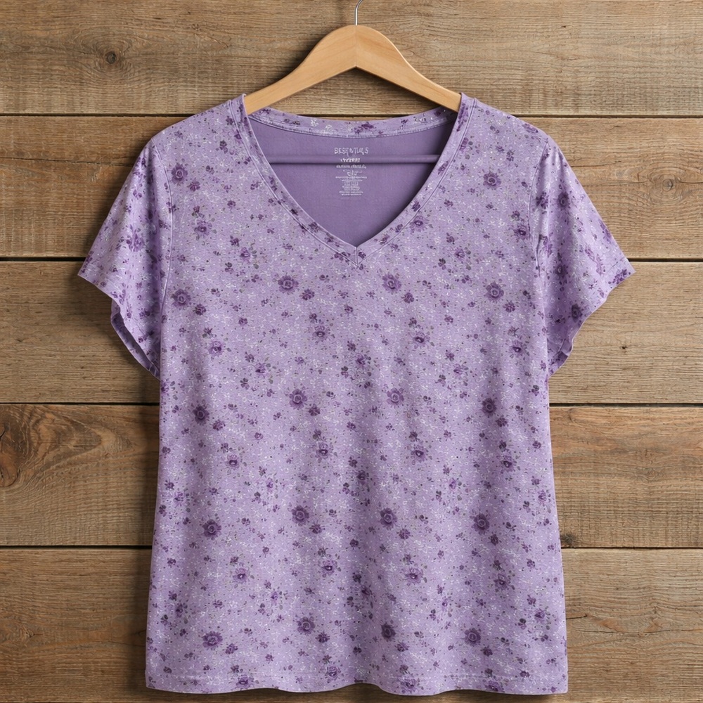 Essentials by Maggie 18/20 W Low V-Neck Heart Embellished Buttons Print Tunic